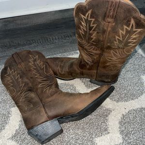 Women’s Ariat Cowgirl Boot size 11